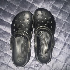 Black crocs